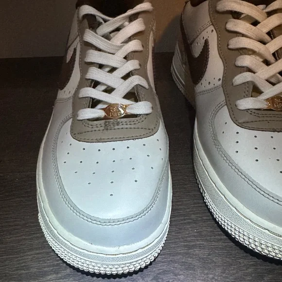 NIKE AIR FORCE 1 CACAO WOW SAIL KHAKI SNEAKERS; SIZE Youth 7 (women 8.5) - Picture 9 of 16